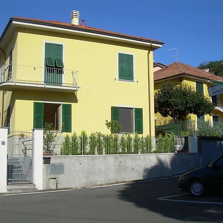La Casa Delle Rose: Cozy Air-Conditioned Retreat La Spezia Exterior photo
